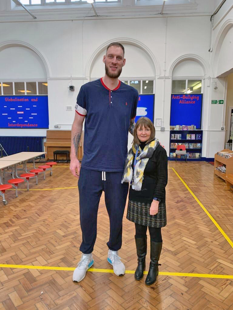 Britain’s Tallest Man - Paul Sturgess visits Park Primary School